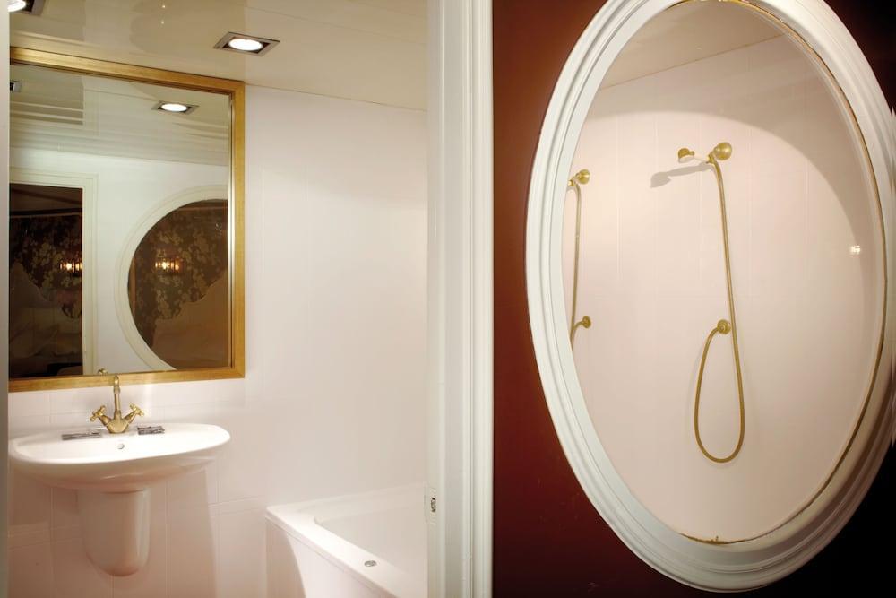 La Franca Travellers Adults Only Hotel Barcelona Exterior photo