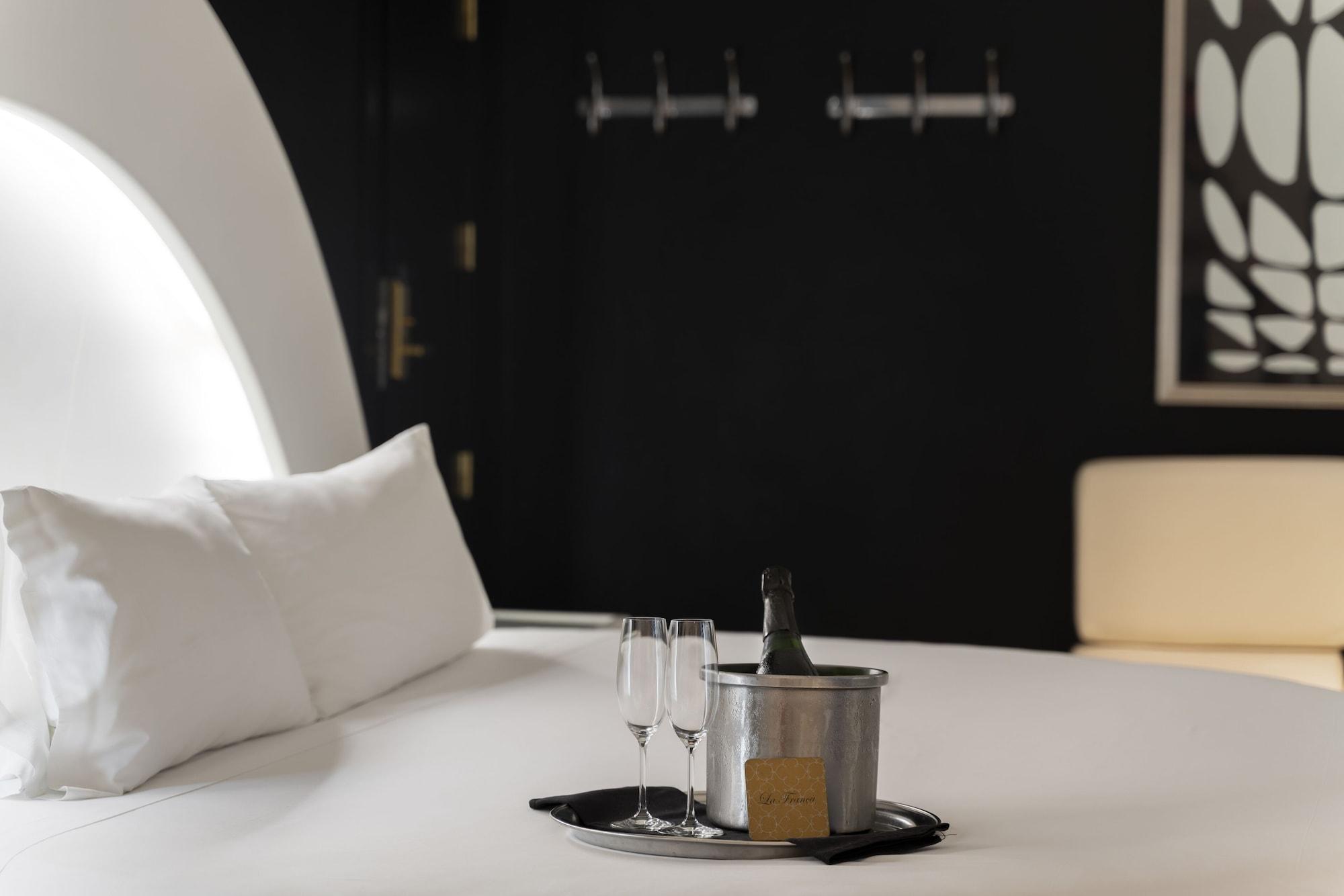 La Franca Travellers Adults Only Hotel Barcelona Exterior photo