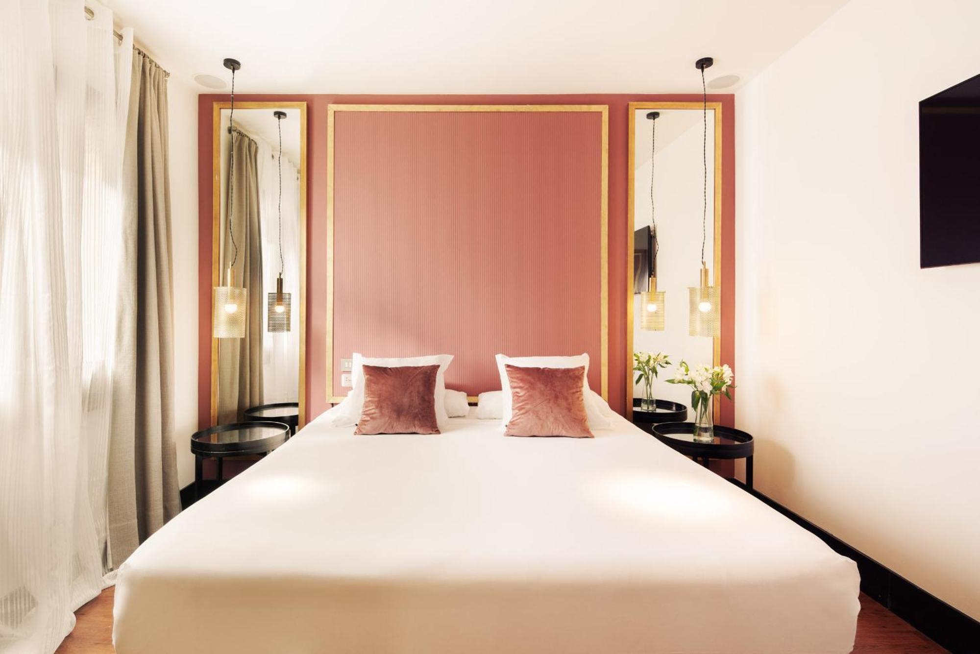 La Franca Travellers Adults Only Hotel Barcelona Exterior photo